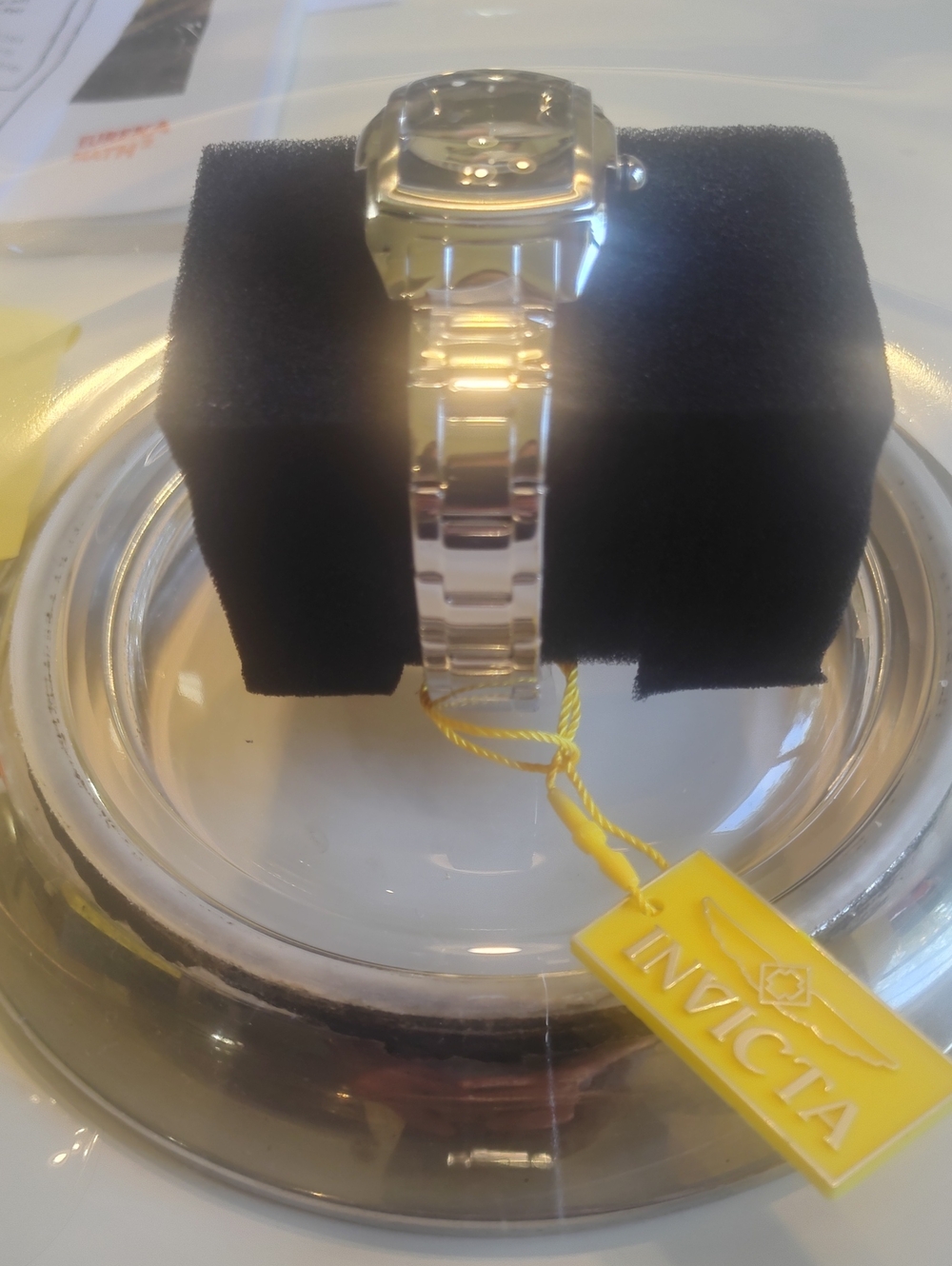 Invicta Yellow Protective Case Cover - Picture 4 of 7